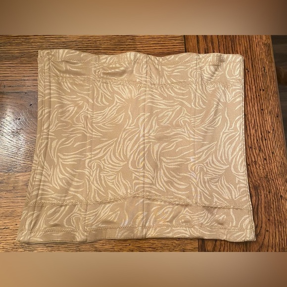 NWT Maidenform Self Expressions Women's
Firm Control Waist Cincher Size M - Picture 4 of 4